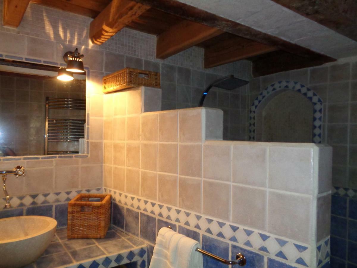 Le Lapin Blanc Apartment แซ็งต์-เรมีย์-เดอ-โพรวองซ์ ภายนอก รูปภาพ