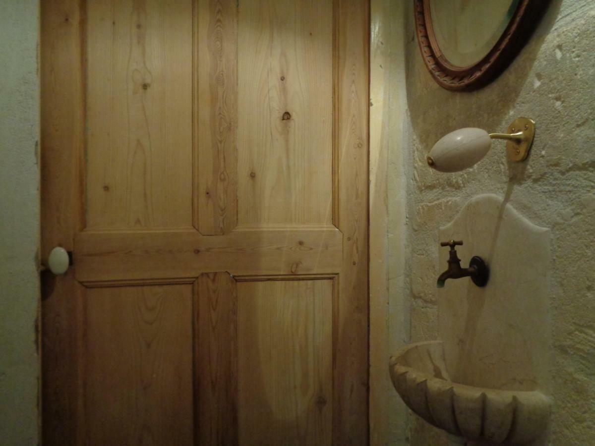 Le Lapin Blanc Apartment แซ็งต์-เรมีย์-เดอ-โพรวองซ์ ภายนอก รูปภาพ